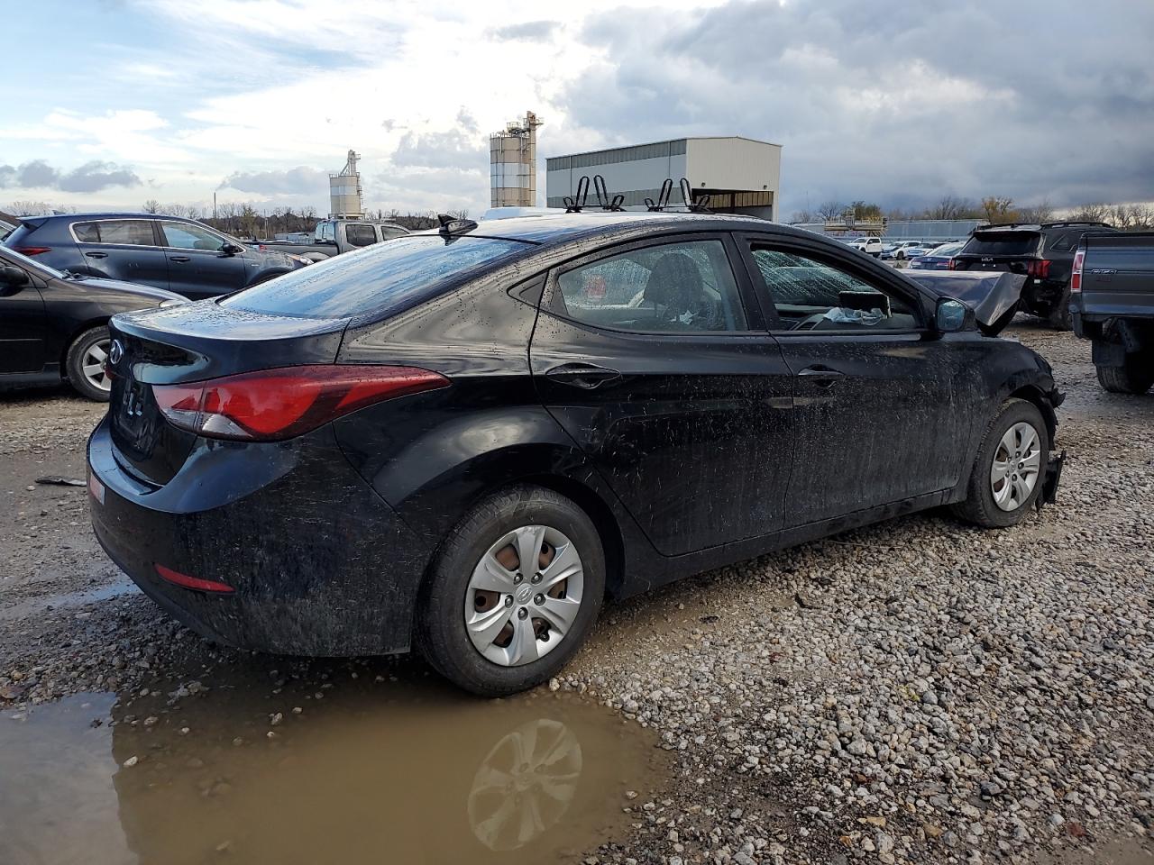 VIN KMHDH4AE4GU585868 2016 HYUNDAI ELANTRA no.3