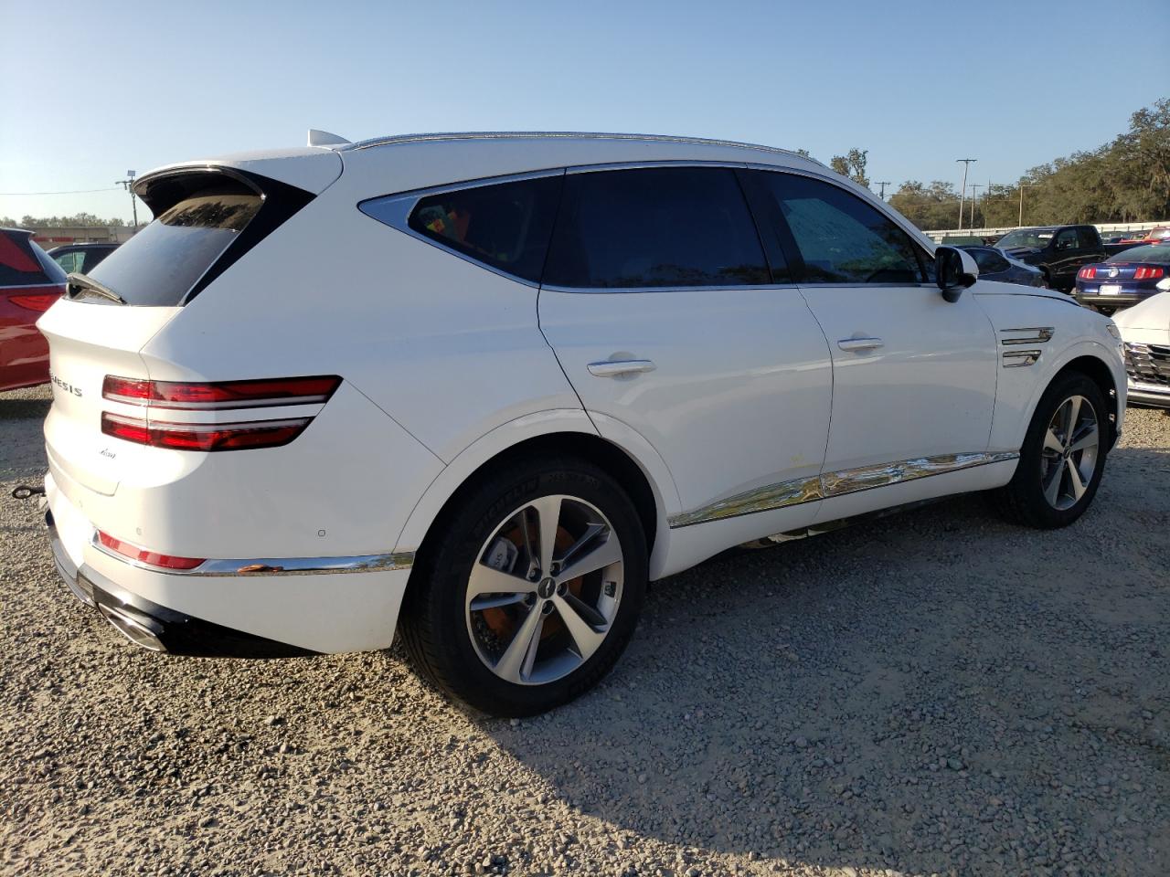 2024 Genesis GV80 - Image 3