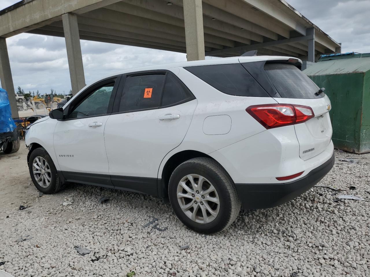 2019 Chevrolet Equinox - Image 2