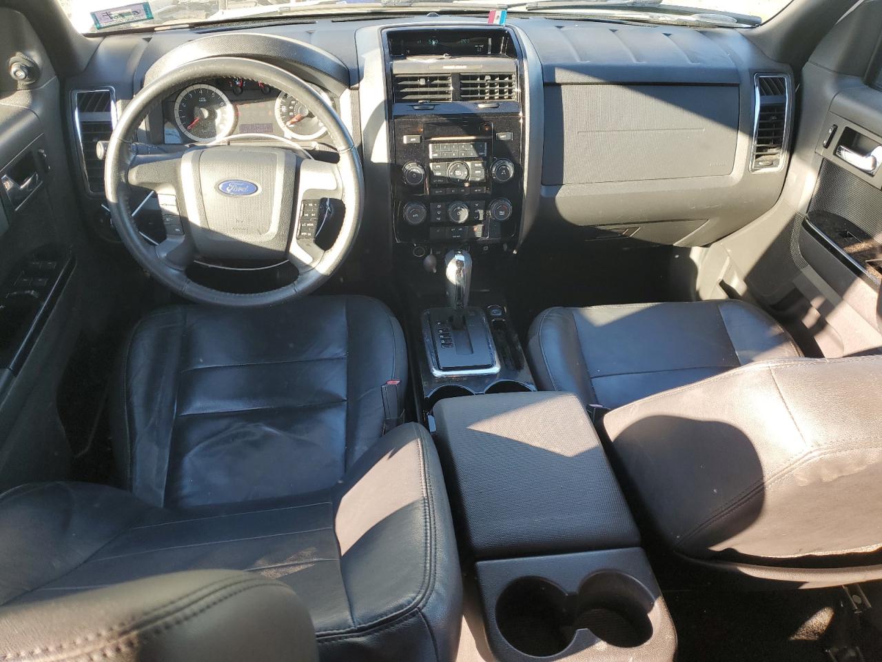 2011 Ford Escape - Image 8