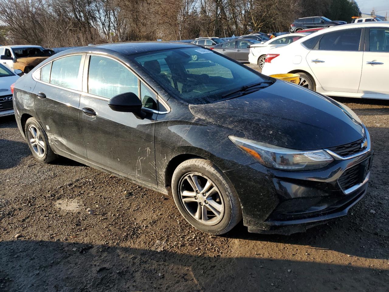 2017 Chevrolet Cruze - Image 4