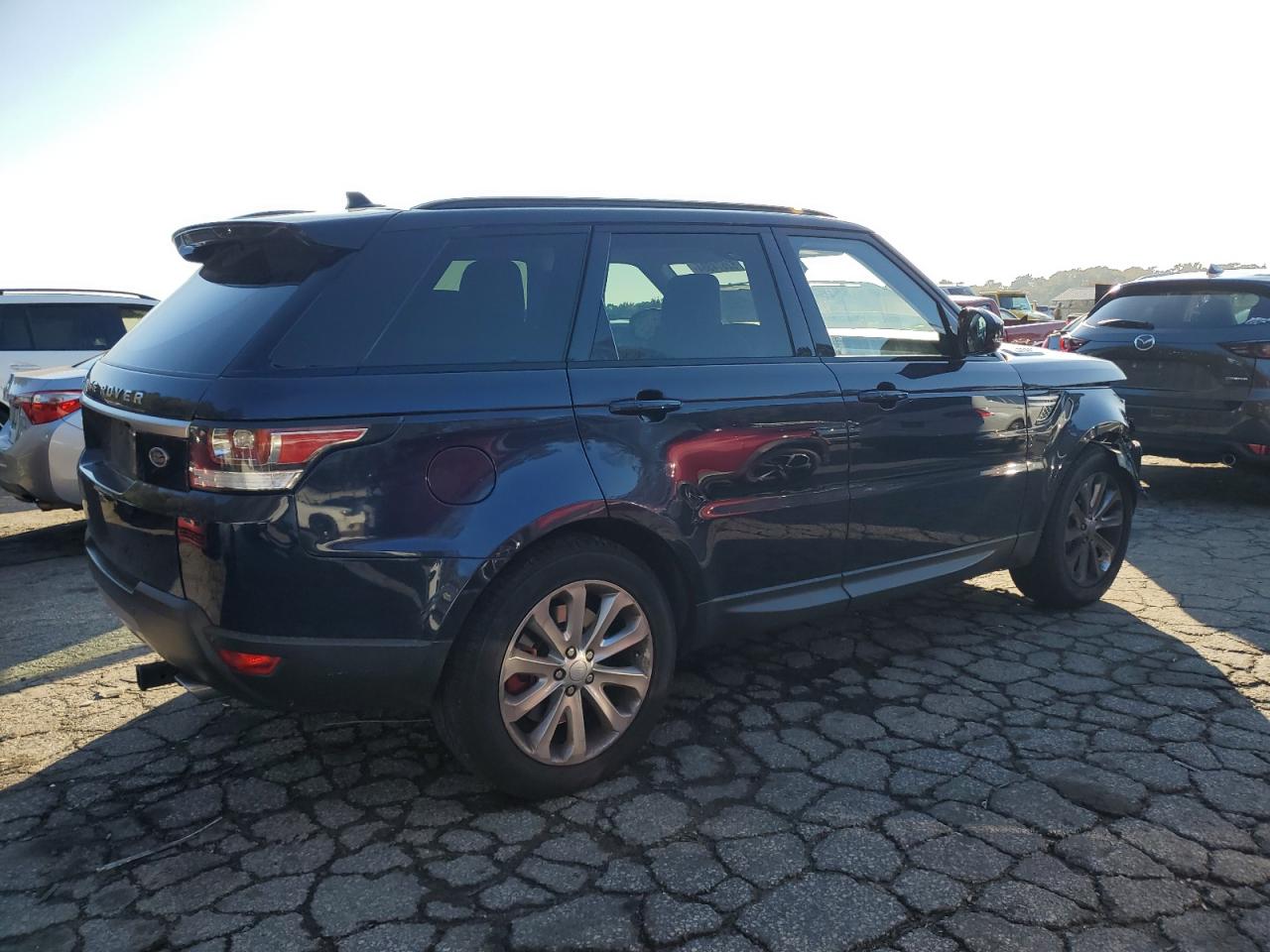 2016 Land Rover Range Rover - Image 3