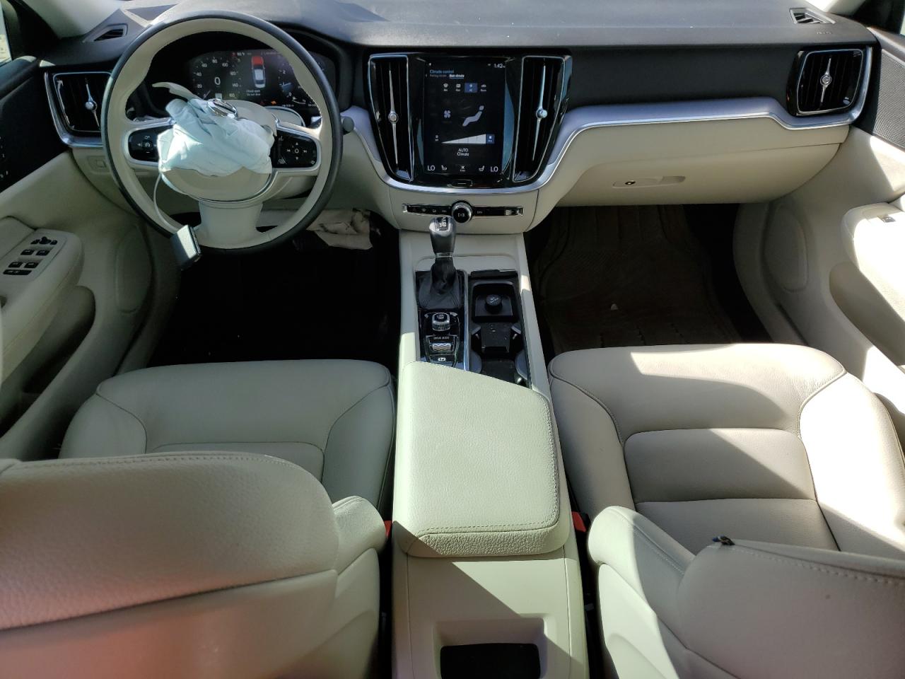 2020 Volvo S60 - Image 8