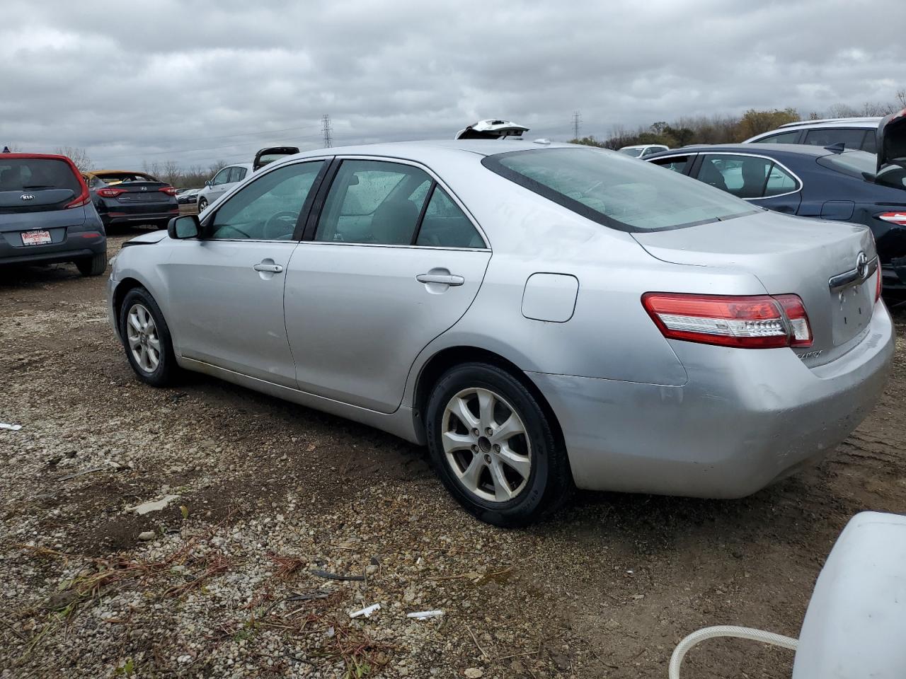 2011 Toyota Camry - Image 2