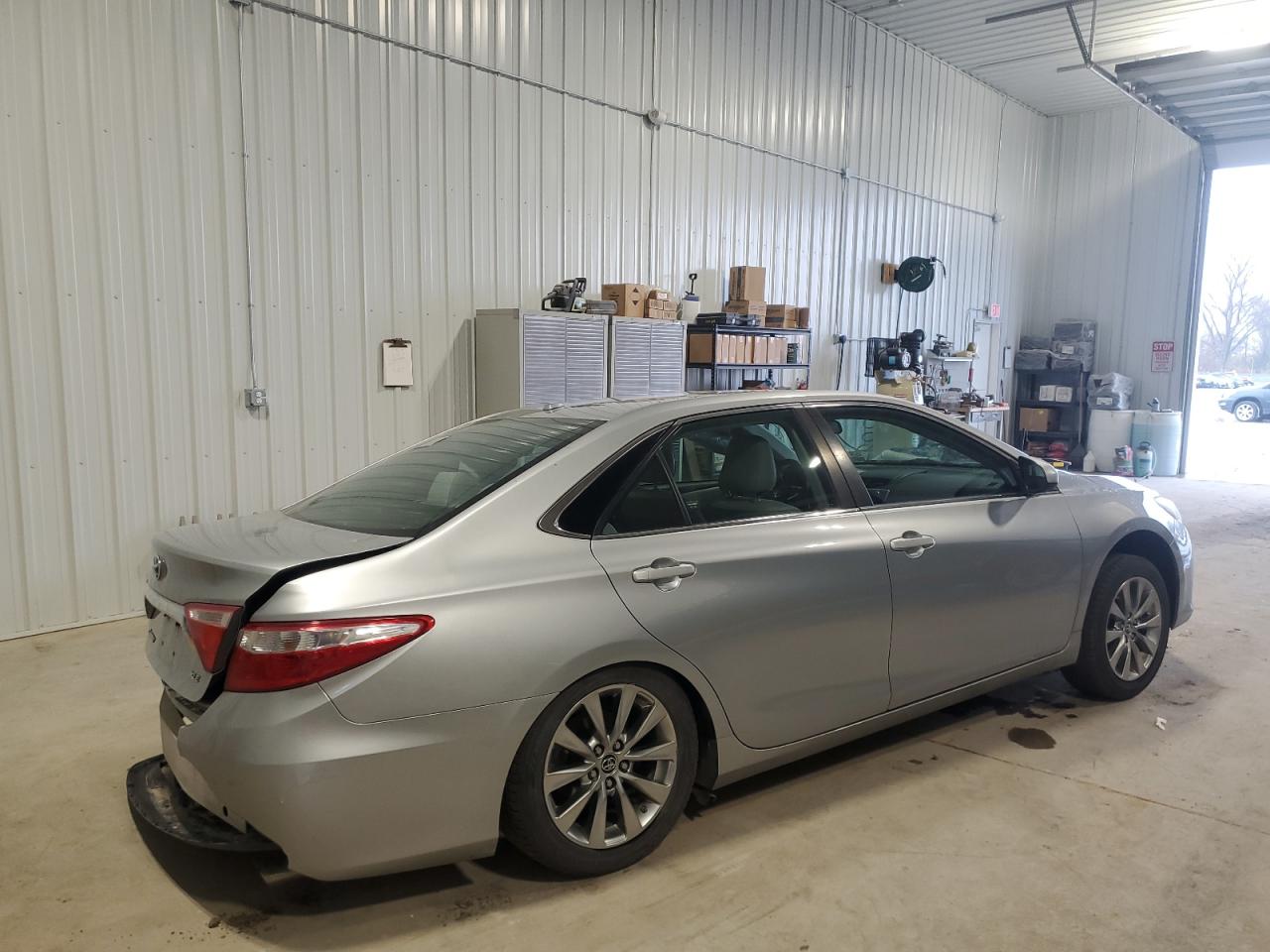 2015 Toyota Camry - Image 3