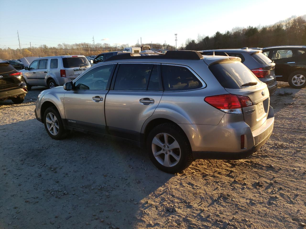 2014 Subaru Outback - Image 2