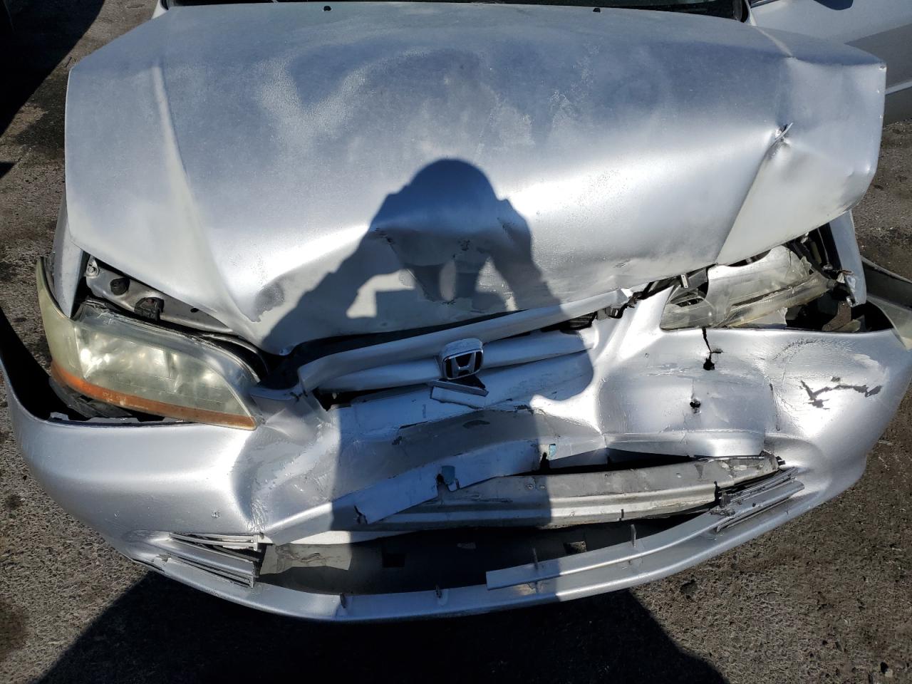 2002 Honda Accord - Image 13