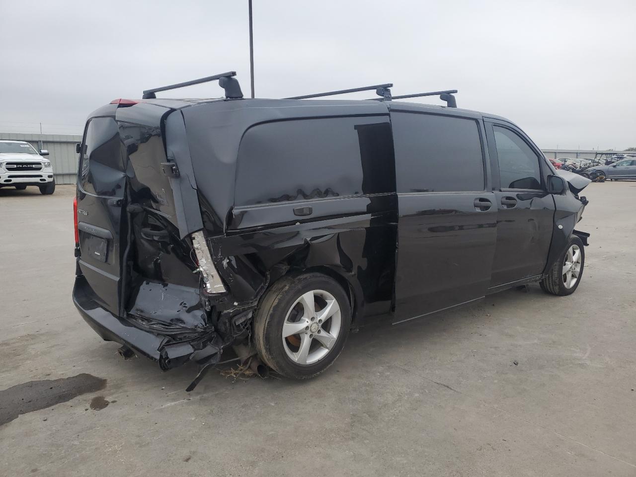 2018 Mercedes-Benz Metris - Image 3