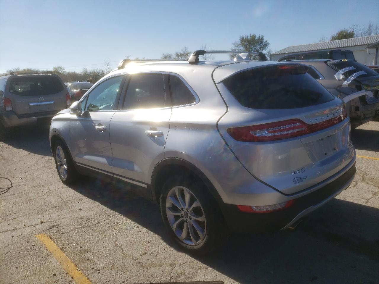 VIN 5LMCJ2D99GUJ10958 2016 LINCOLN MKC no.2