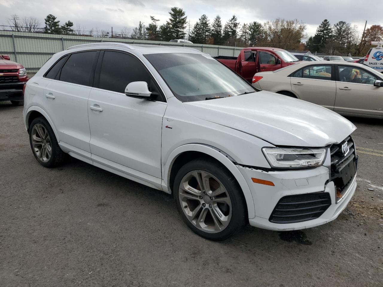 2017 Audi Q3 - Image 4