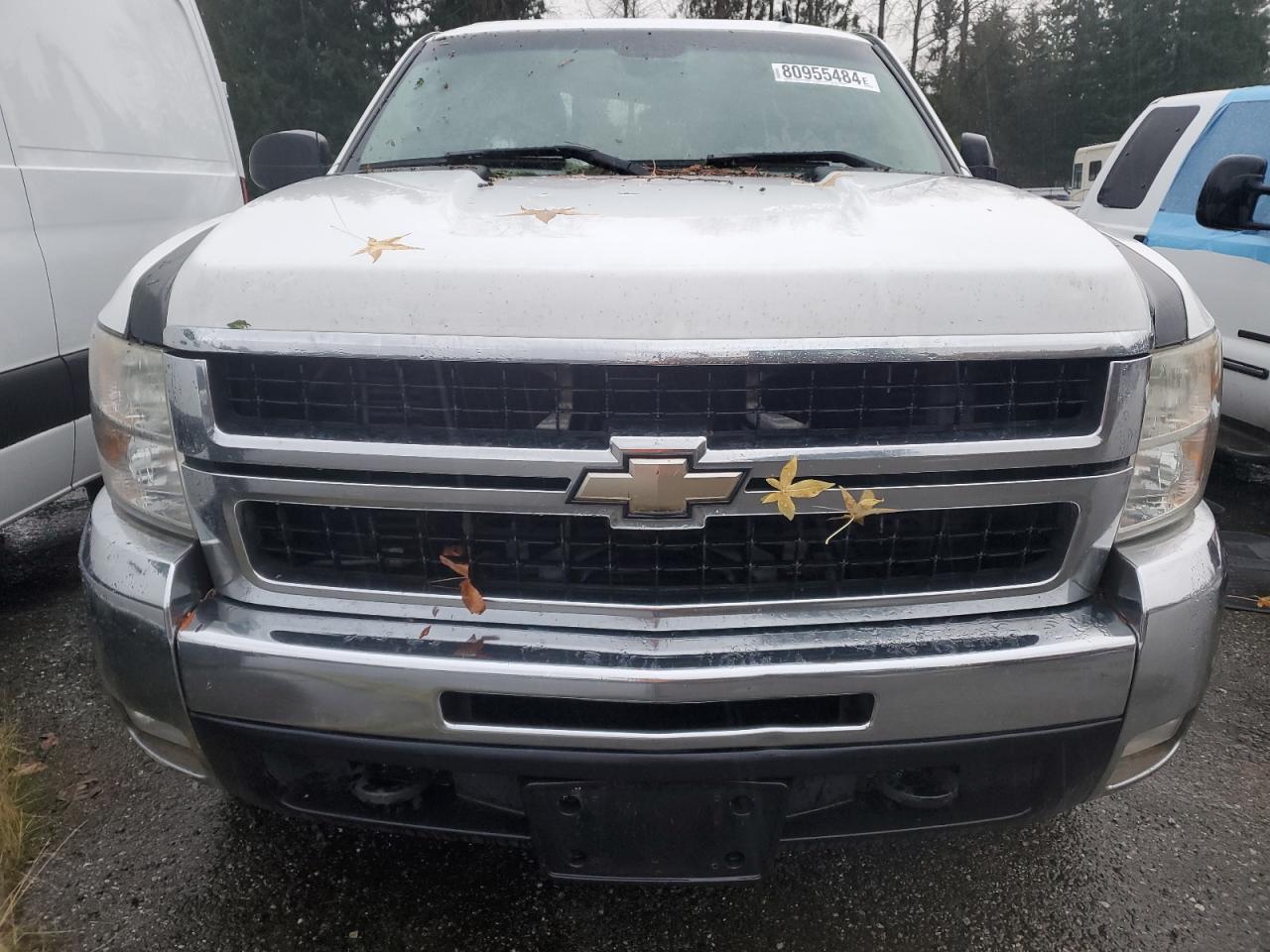 2007 Chevrolet Silverado - Image 5