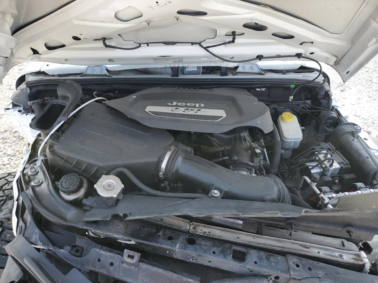 2013 Jeep Wrangler - Image 13