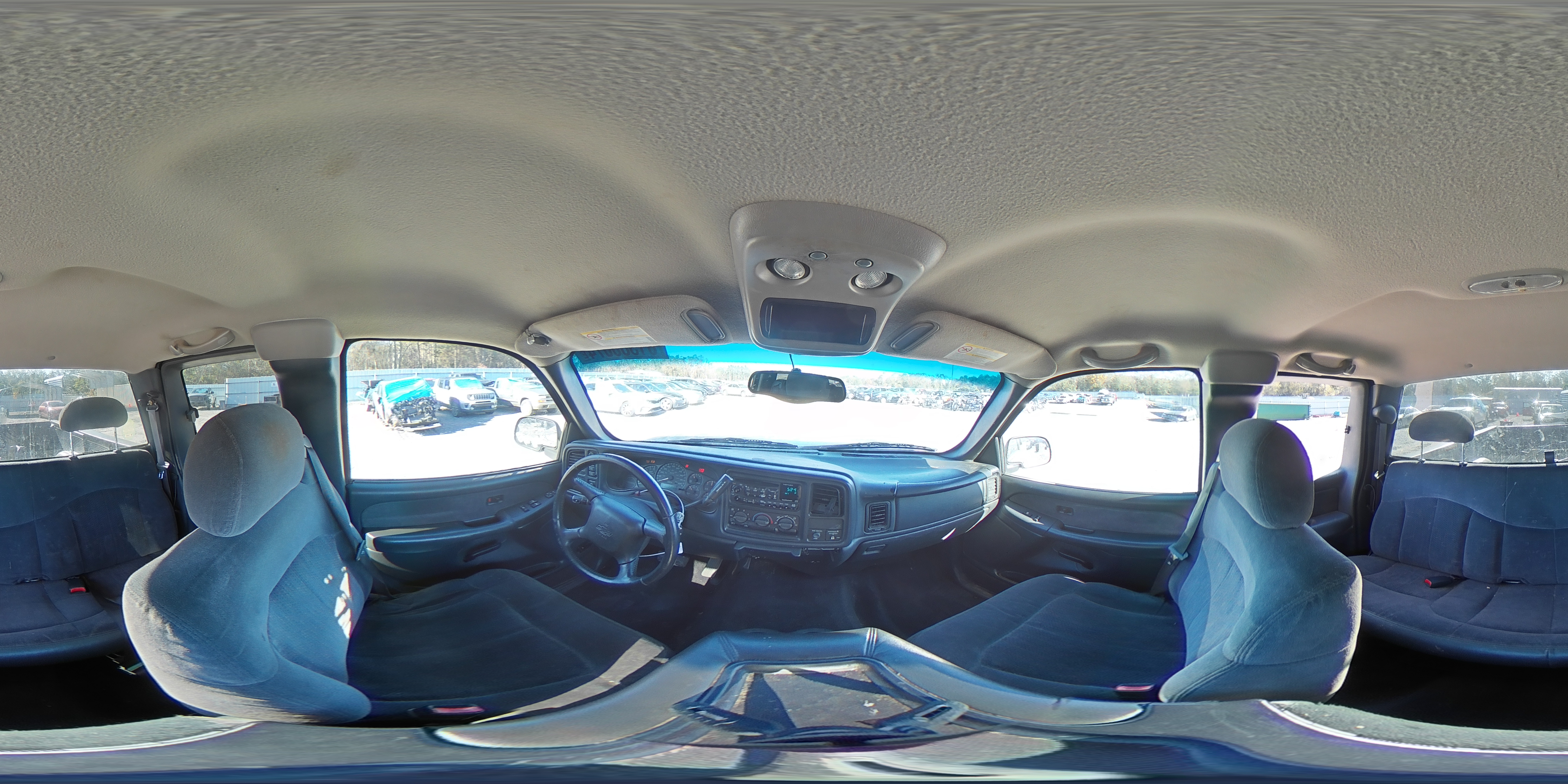 2002 Chevrolet Silverado - Image 13