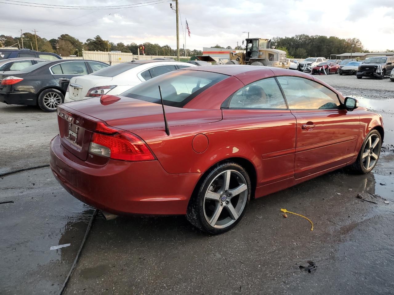 2011 Volvo C70 - Image 3