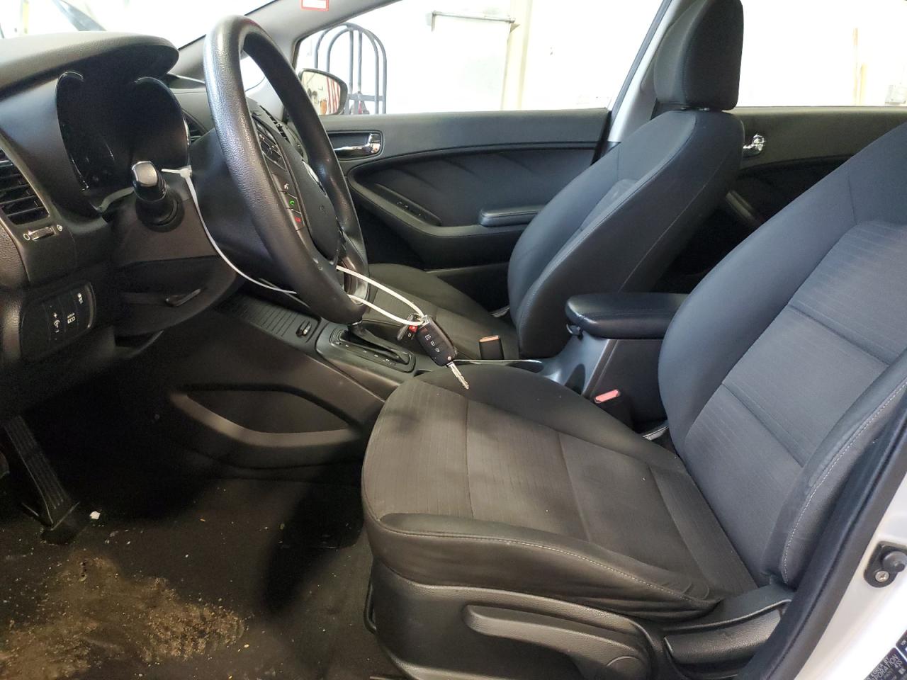 2015 Kia Forte - Image 7