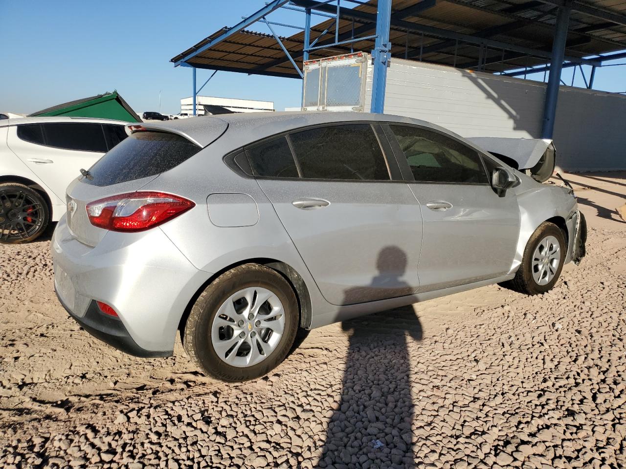 2019 Chevrolet Cruze - Image 3