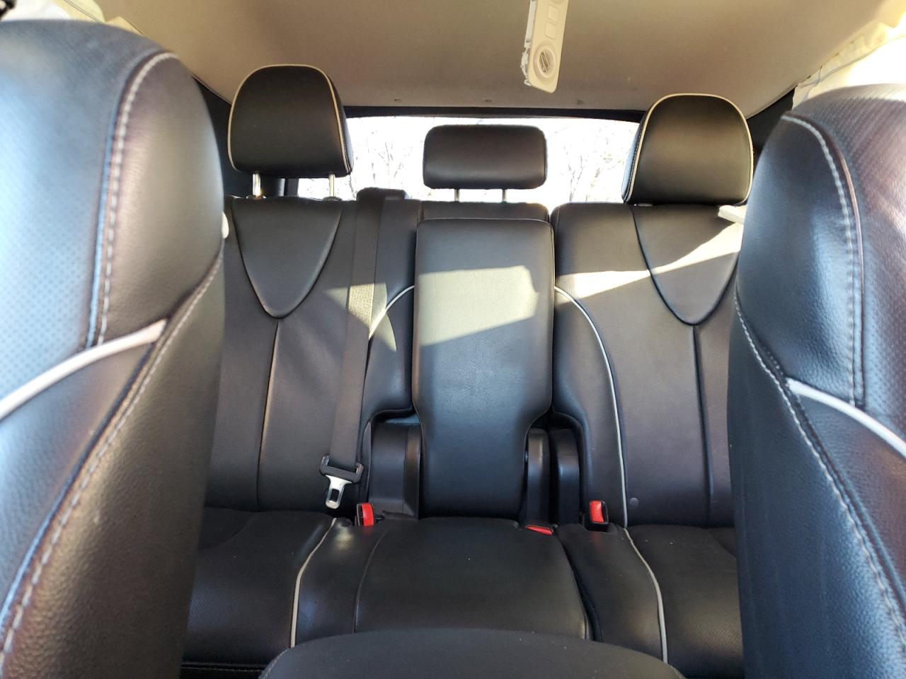 2013 Toyota Venza - Image 10