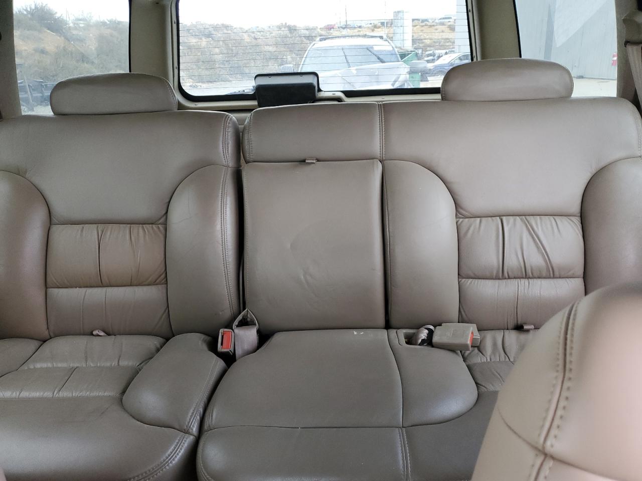 1996 GMC Yukon - Image 10