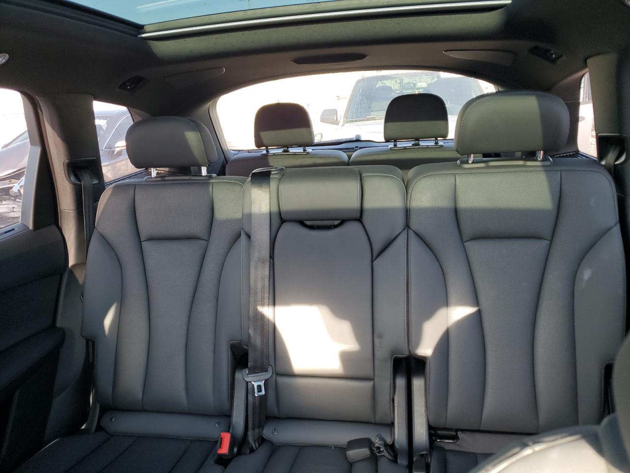 2021 Audi Q7 - Image 10