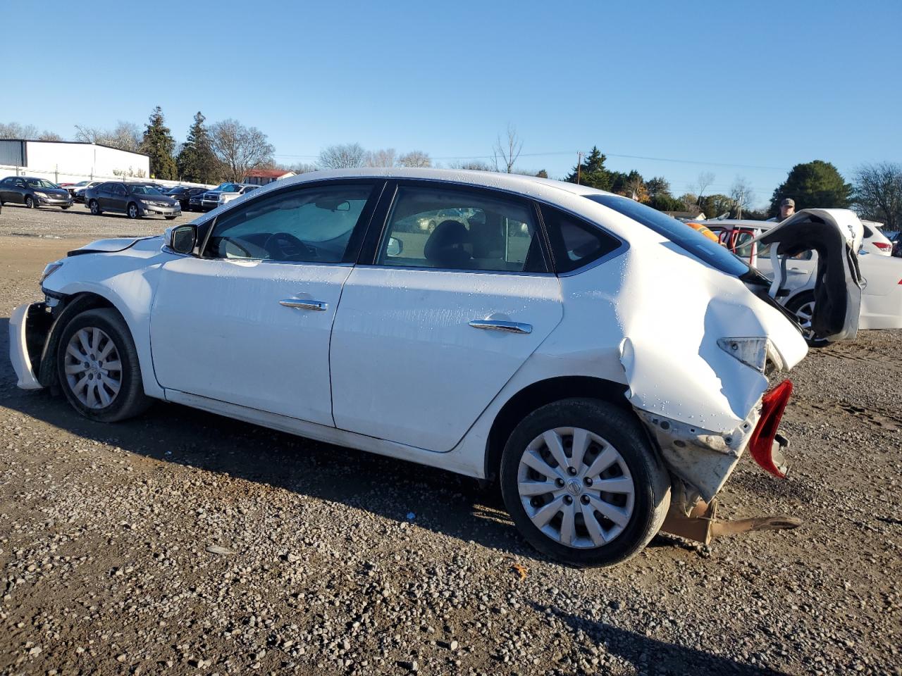 2016 Nissan Sentra - Image 2