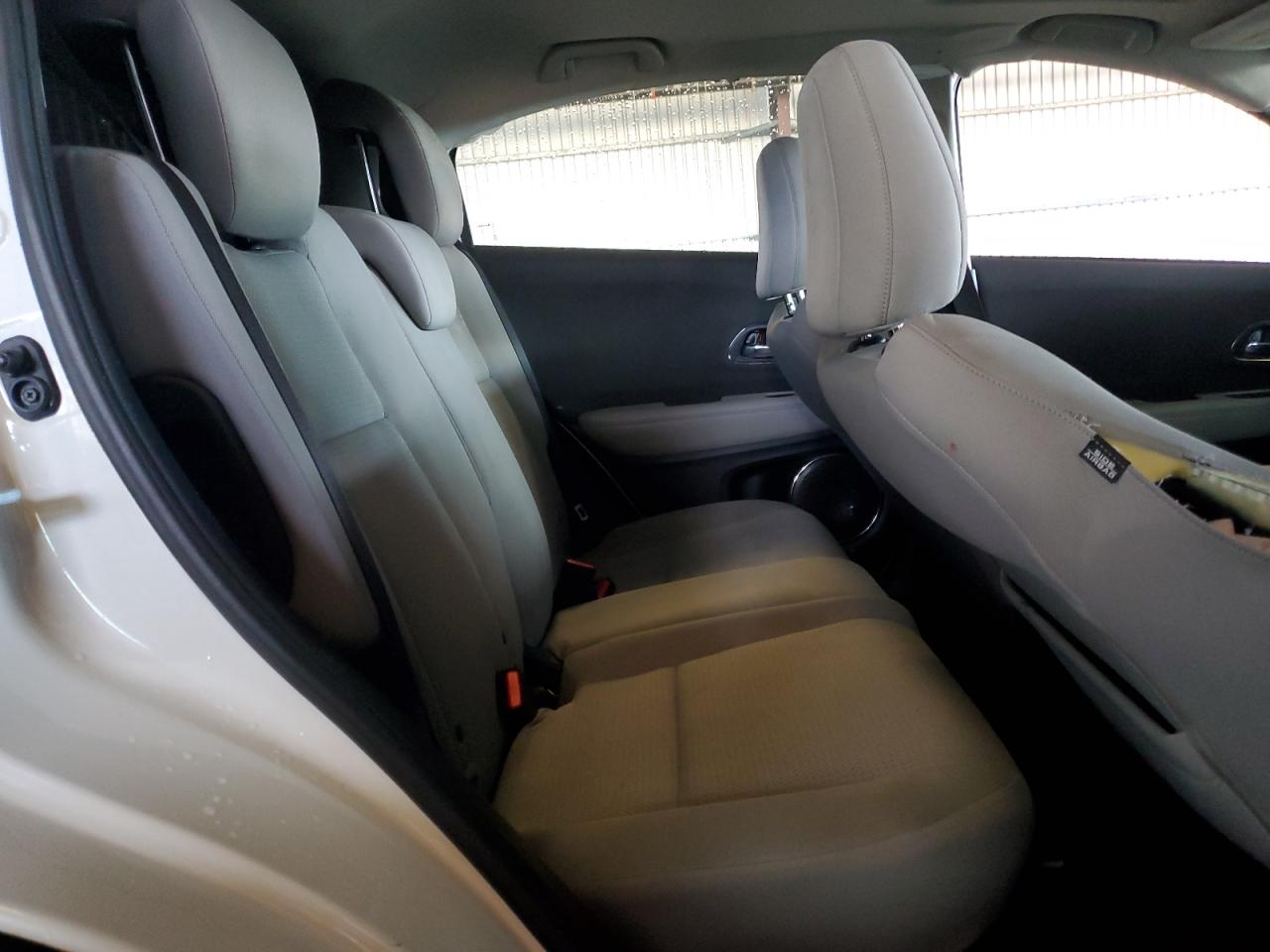 2022 Honda HR-V - Image 11