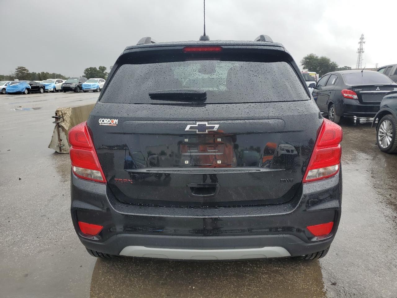 2022 Chevrolet Trax - Image 6