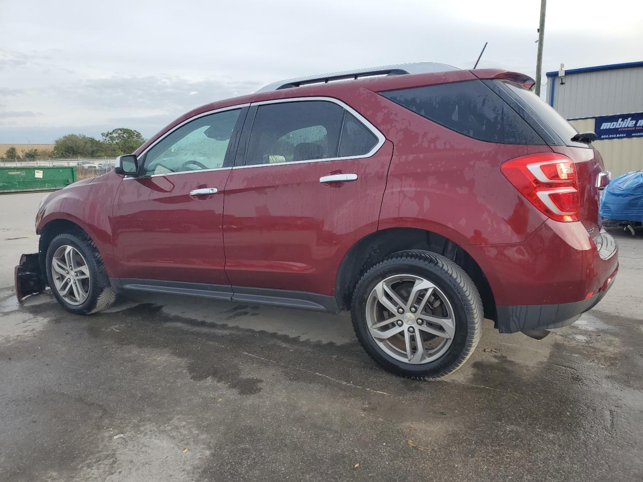 2017 Chevrolet Equinox - Image 2