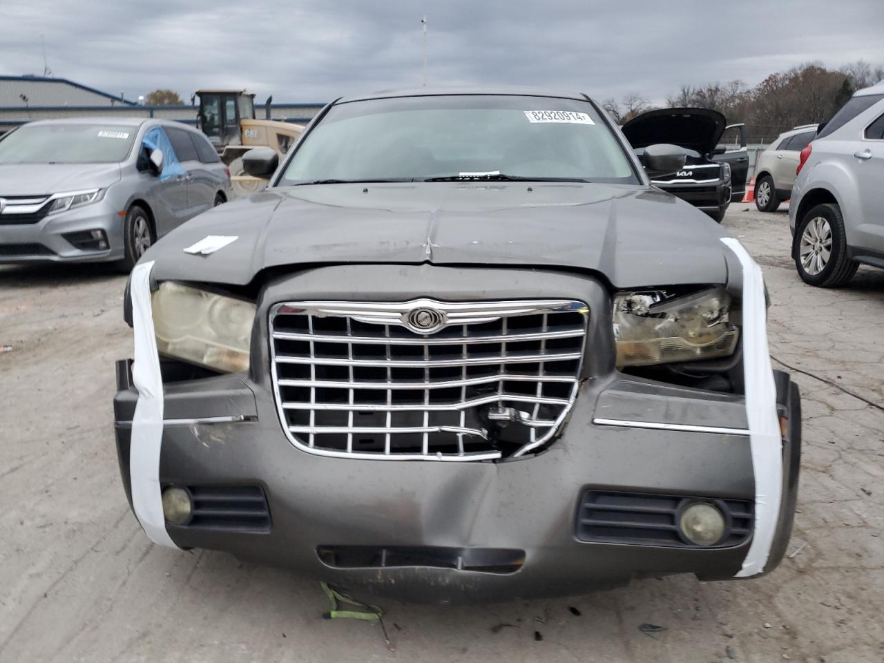 2008 Chrysler 300 - Image 5
