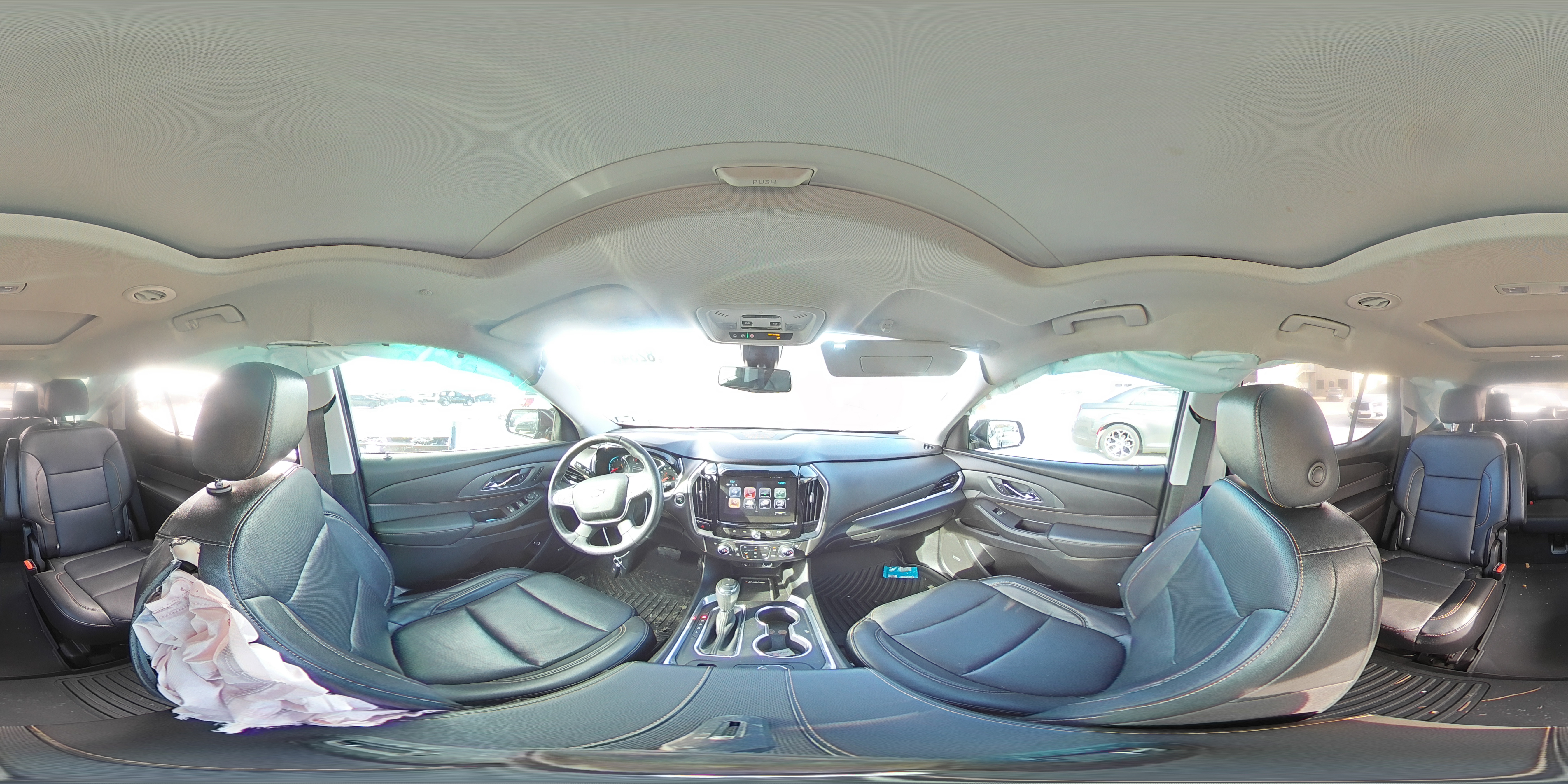 2019 Chevrolet Traverse - Image 14