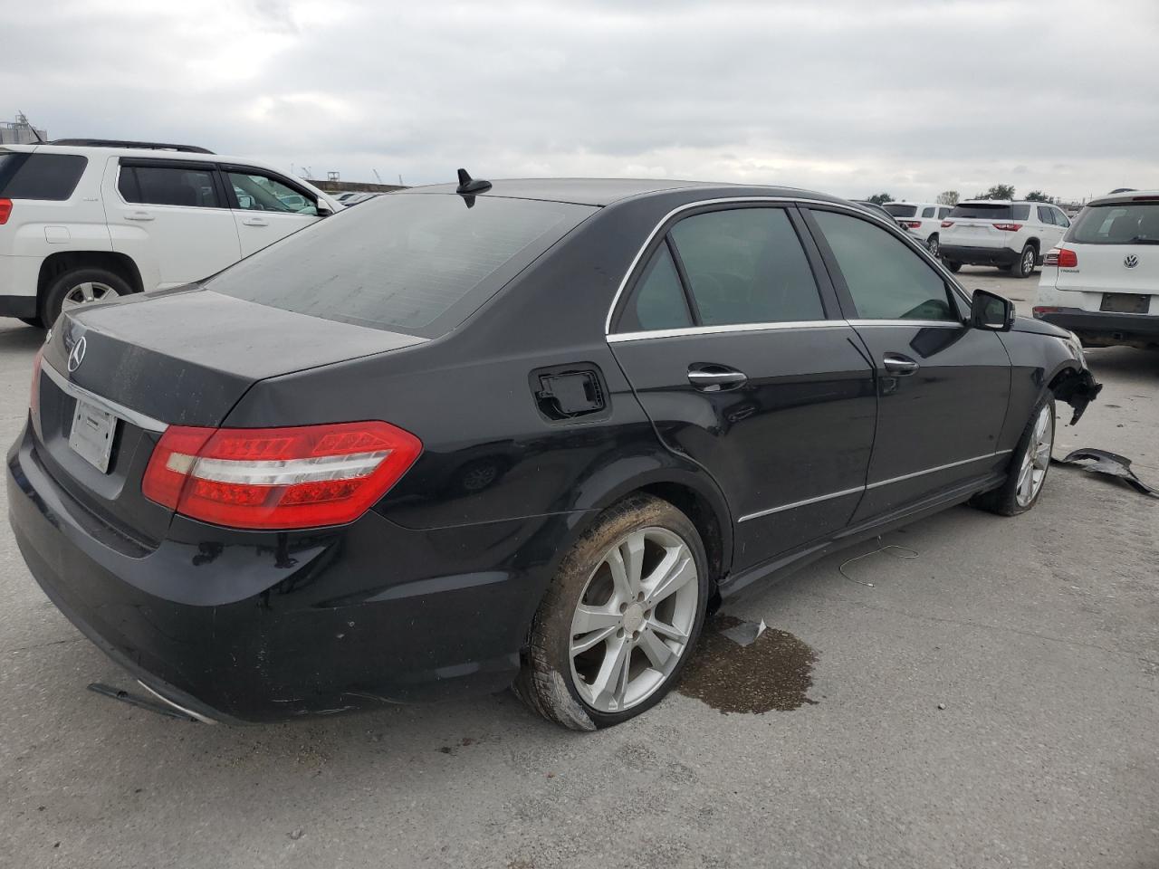 VIN WDDHF5KB2DA690367 2013 MERCEDES-BENZ E-CLASS no.3