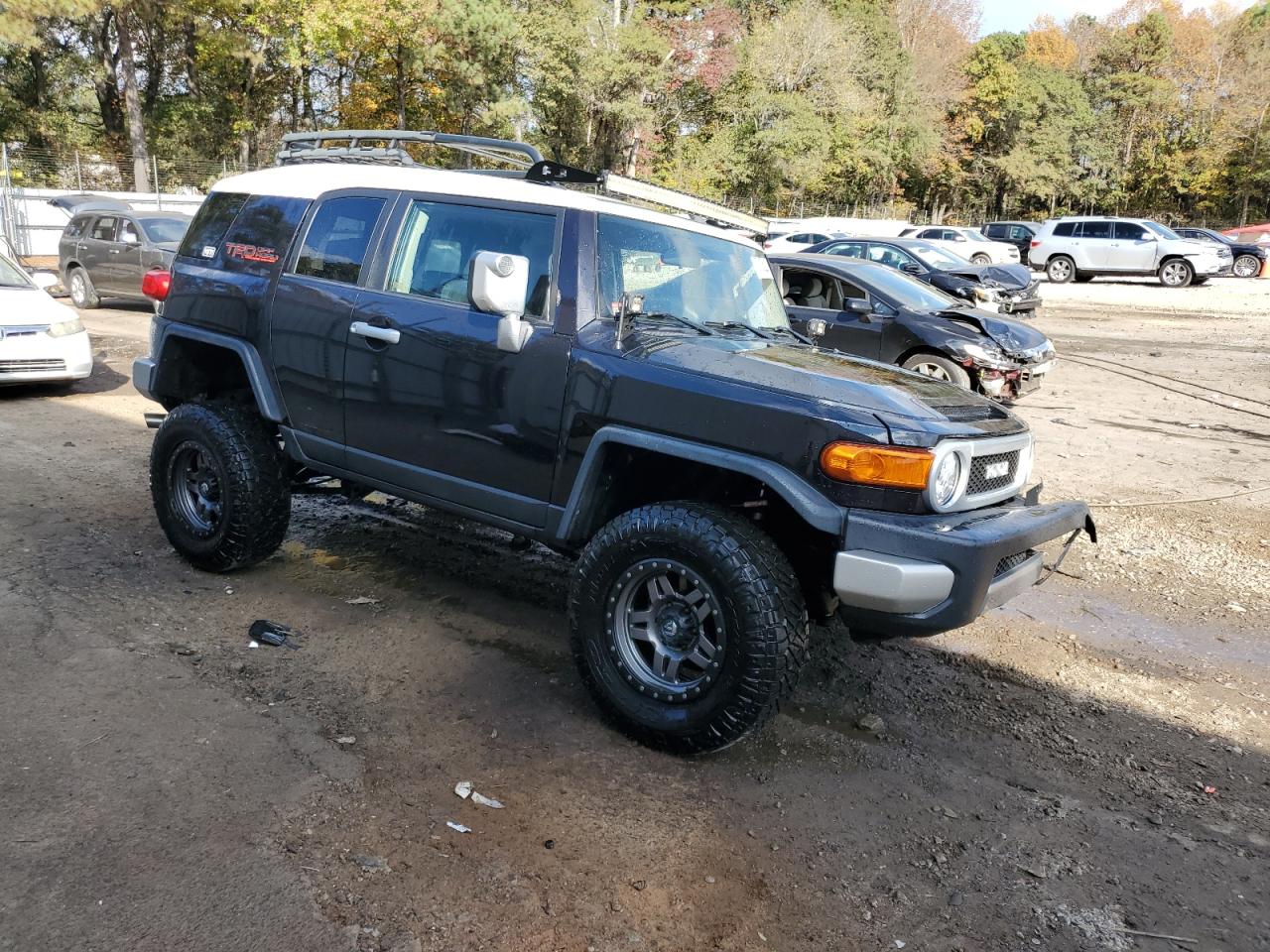 2007 Toyota FJ Cruiser - Image 4