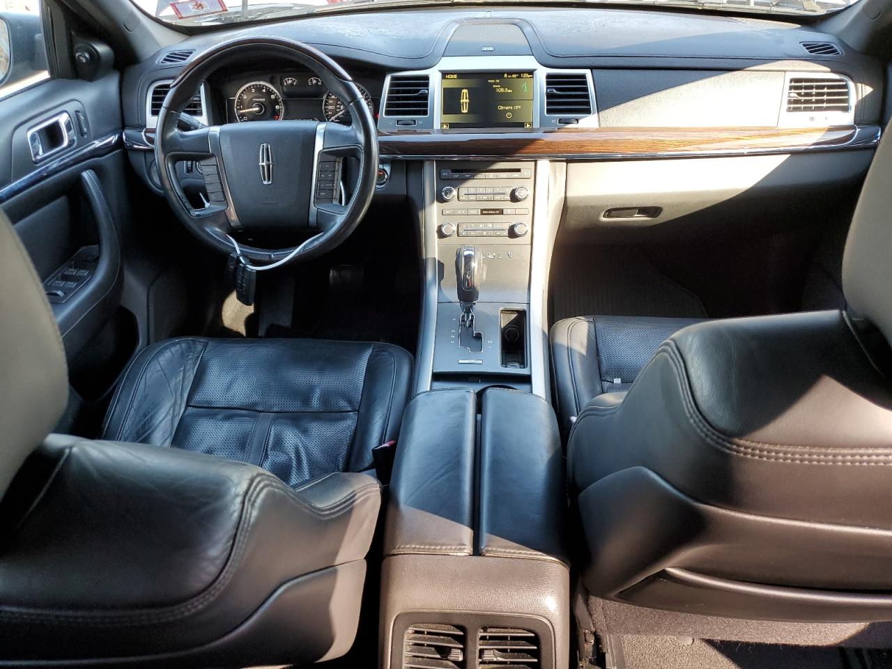 2009 Lincoln MKS - Image 8