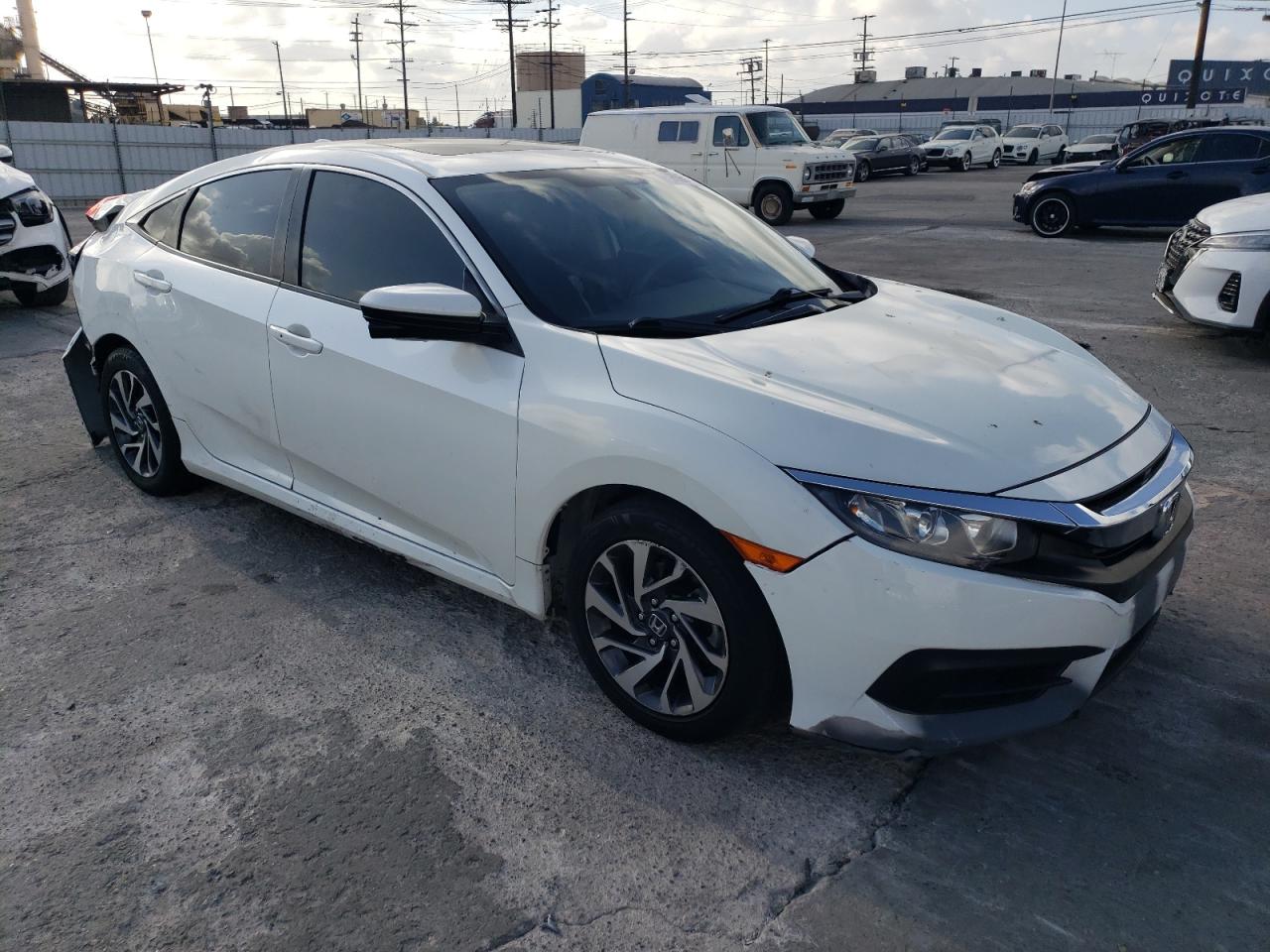 VIN 19XFC2F78HE213380 2017 HONDA CIVIC no.4