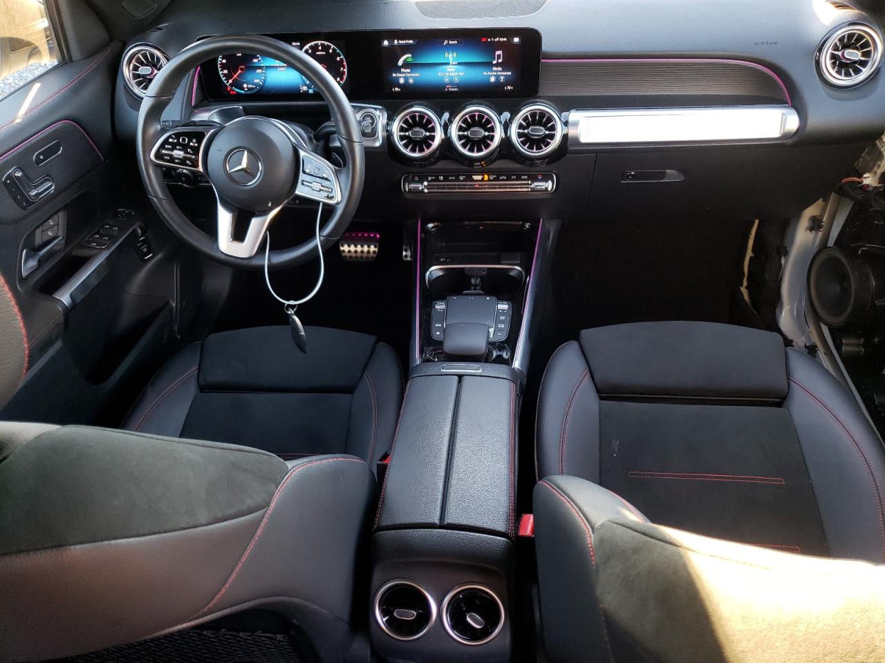 2023 Mercedes-Benz GLB - Image 8