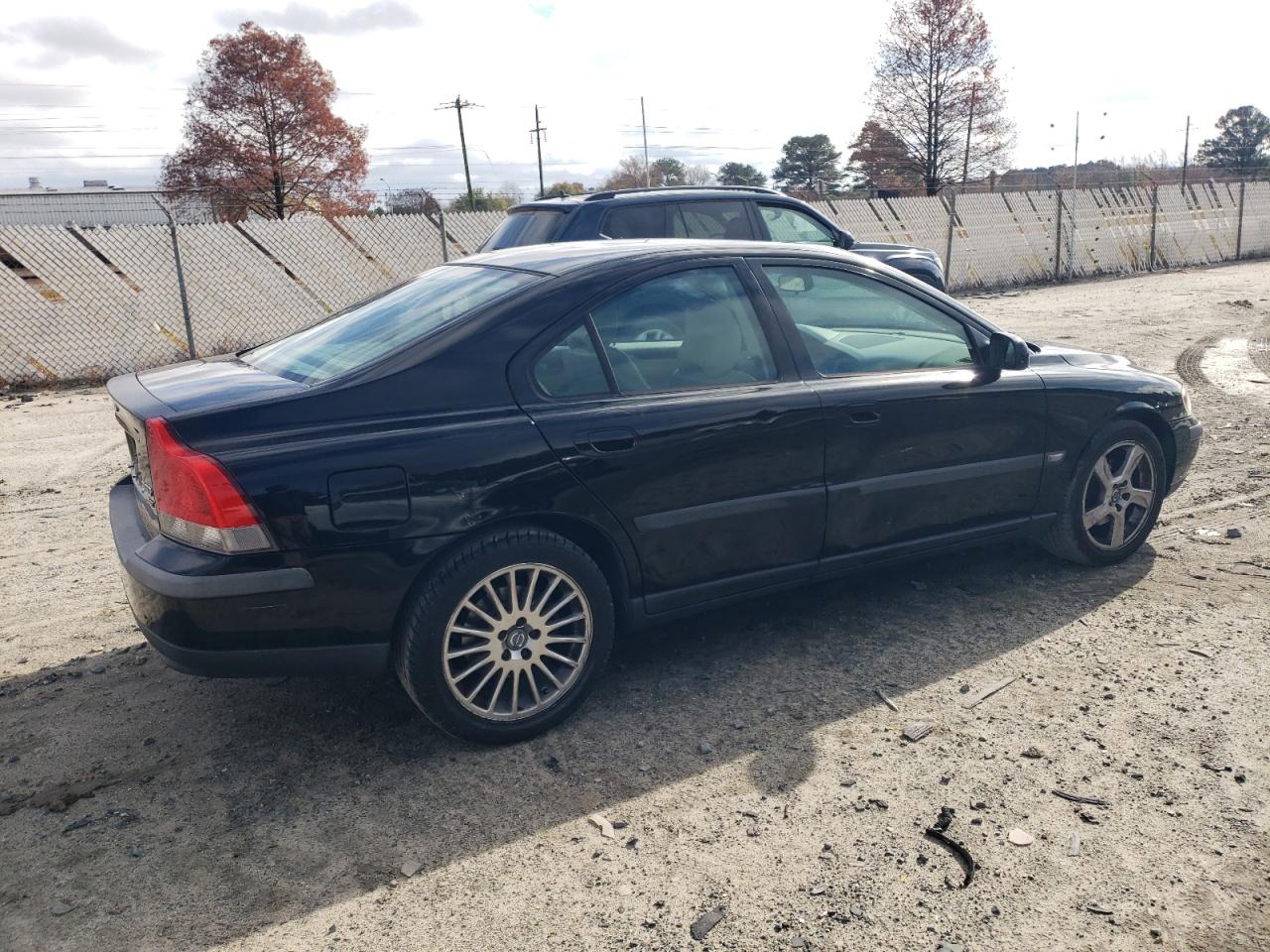 2001 Volvo S60 - Image 3