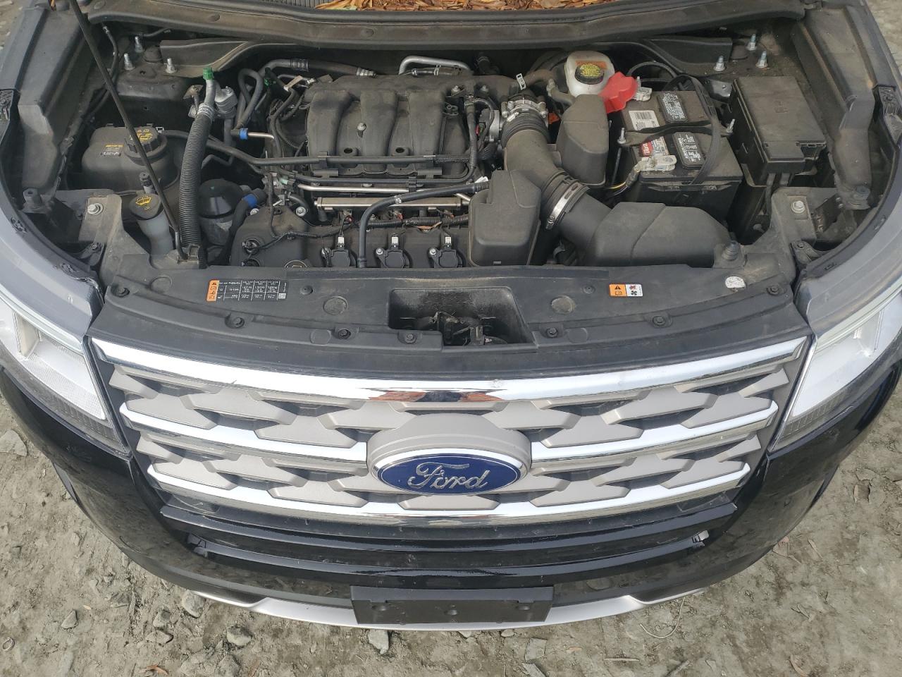 2018 Ford Explorer - Image 12