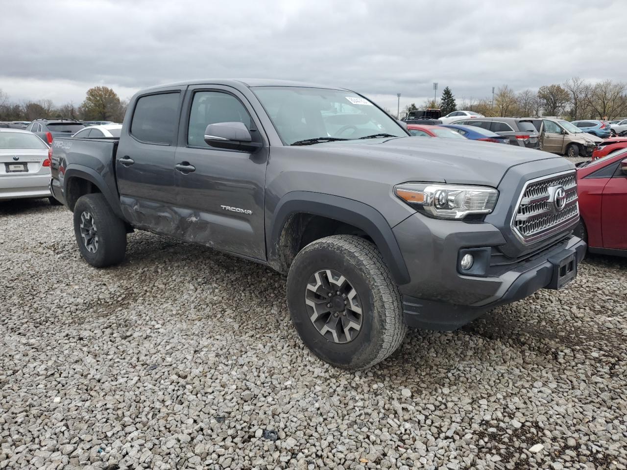 VIN 3TMCZ5AN6HM089270 2017 TOYOTA TACOMA no.4