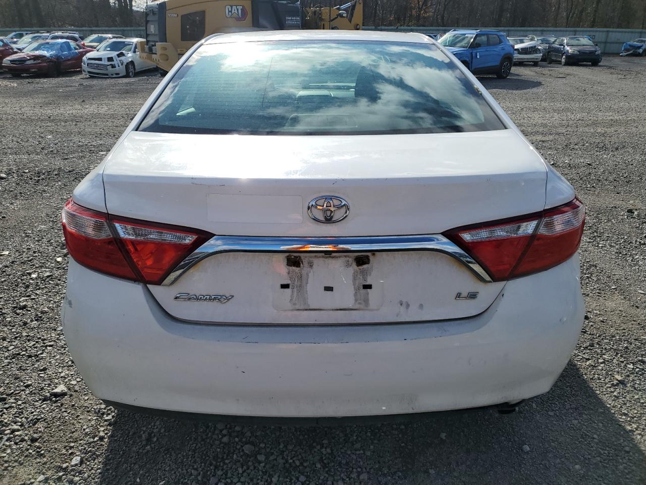 2015 Toyota Camry Le VIN: 4T1BF1FK7FU116010 Lot: 79478684