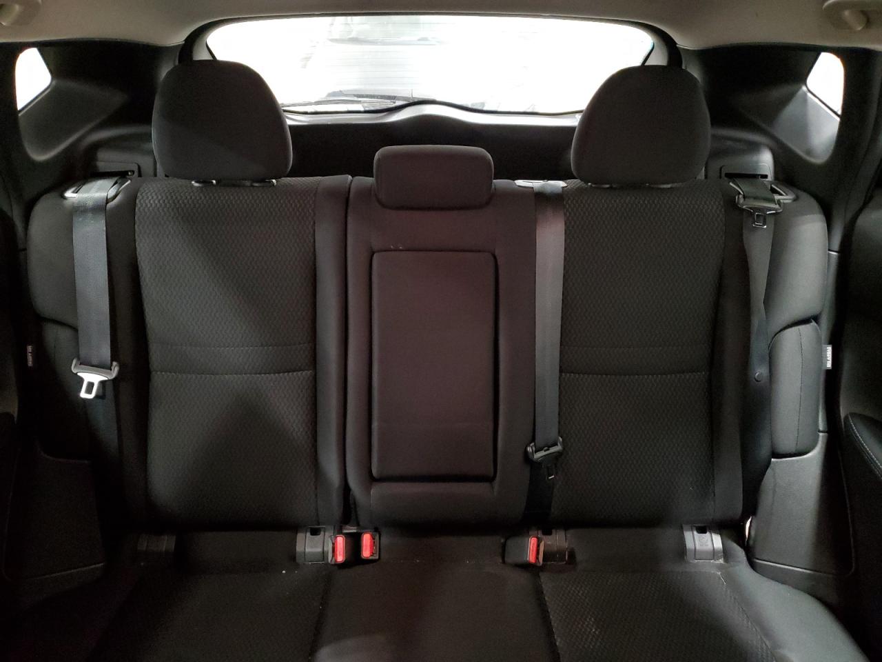 2020 Nissan Rogue - Image 10