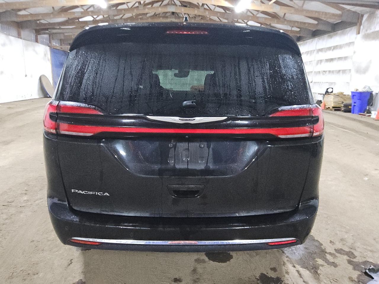 2022 Chrysler Pacifica - Image 6