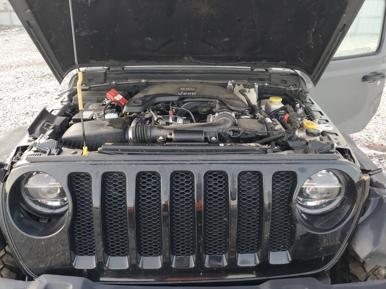 2021 Jeep Wrangler - Image 12