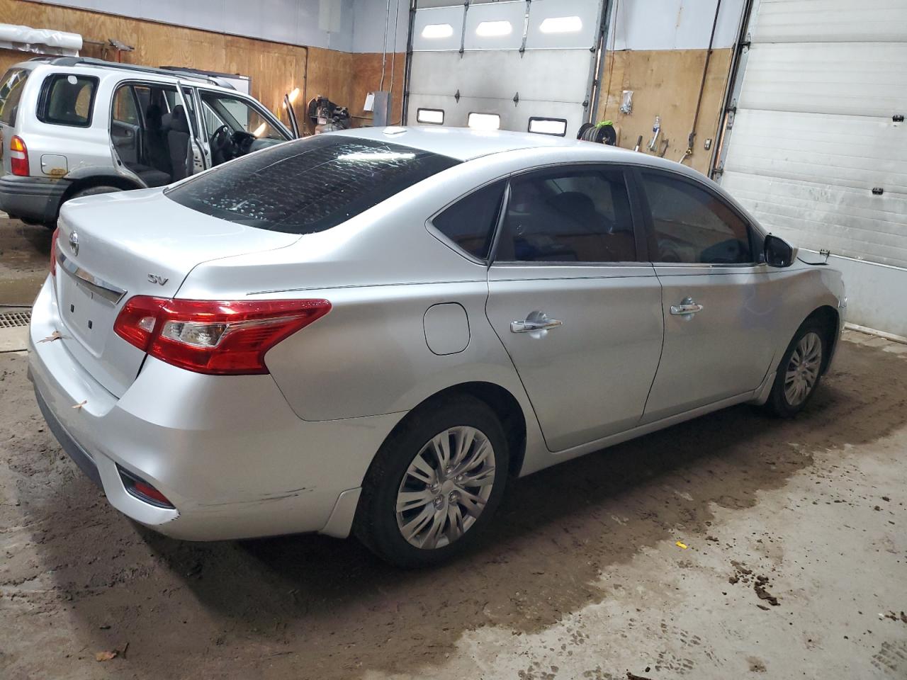 2017 Nissan Sentra - Image 3