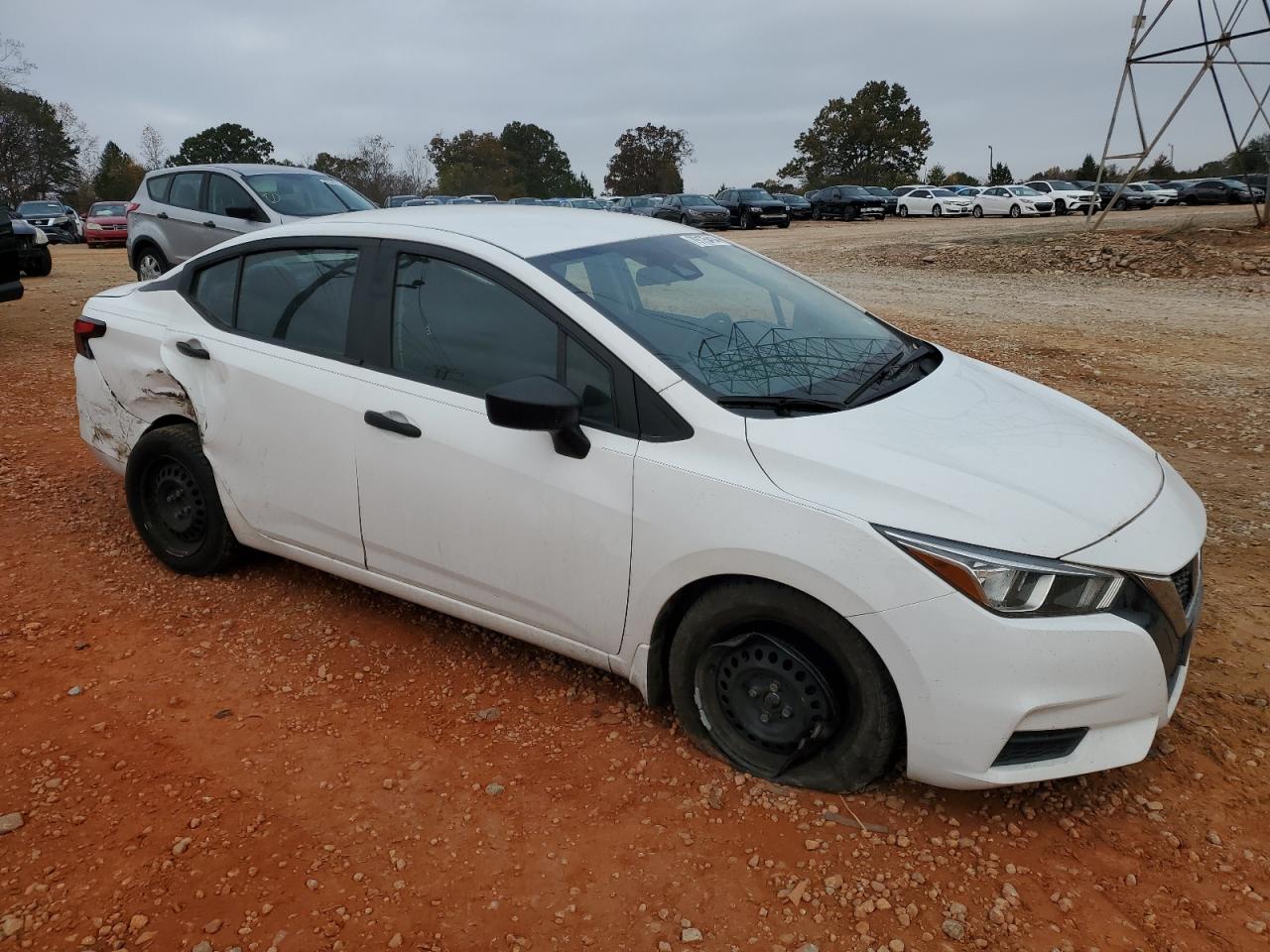 2020 Nissan Versa - Image 4