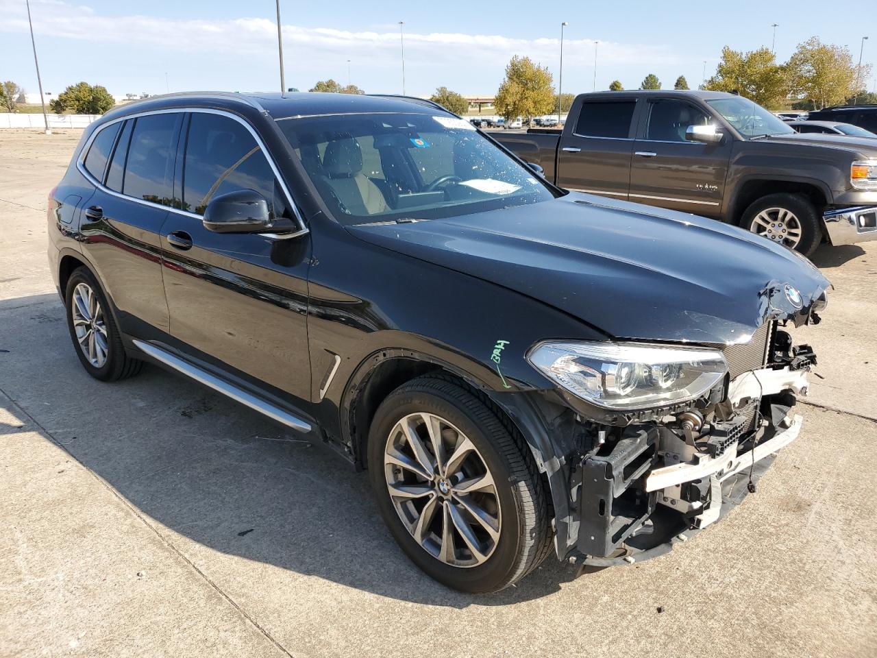 VIN 5UXTR7C55KLE97276 2019 BMW X3 no.4