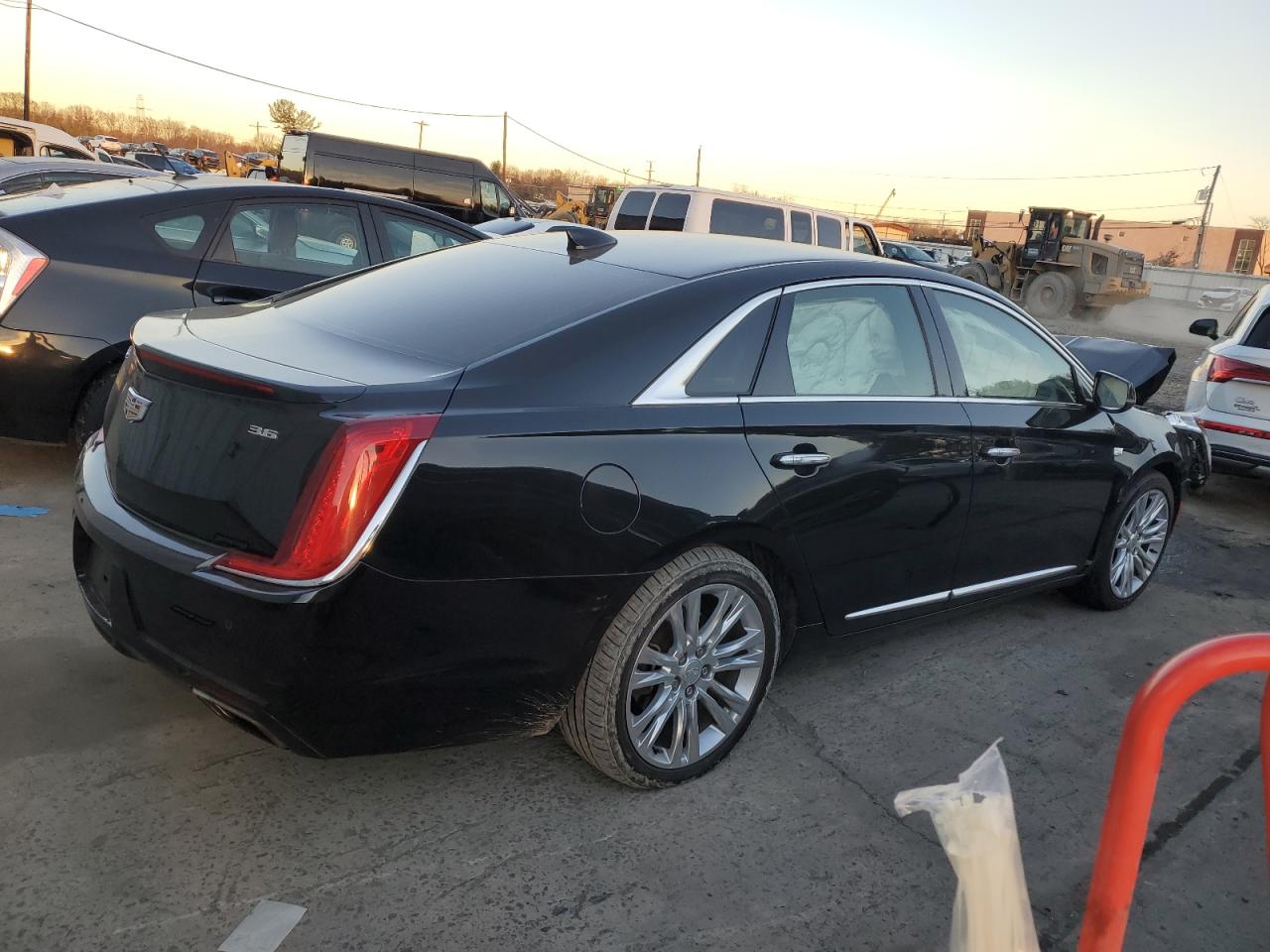 2019 Cadillac XTS - Image 3