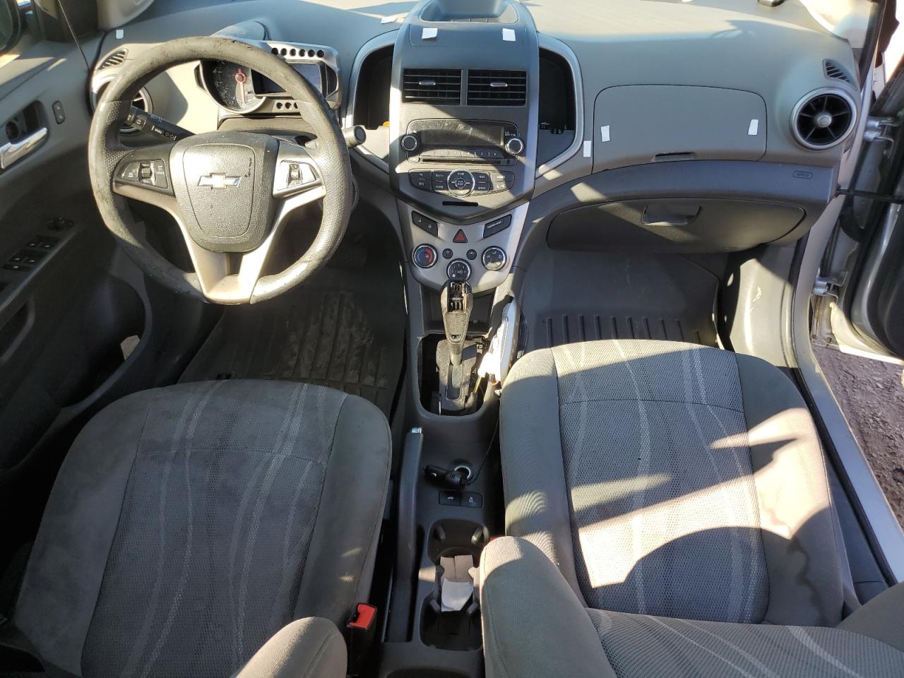 2014 Chevrolet Sonic - Image 8