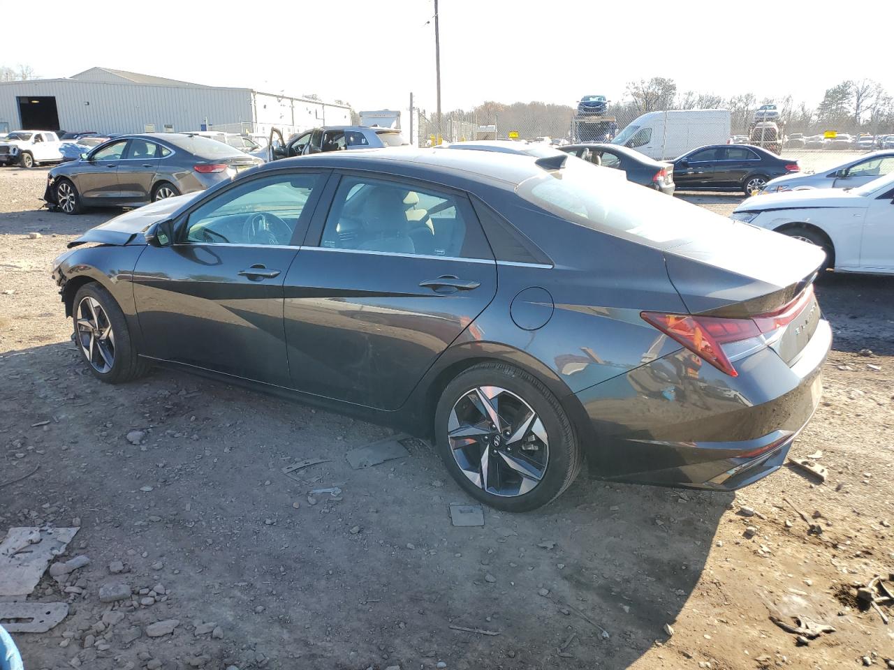 2021 Hyundai Elantra - Image 2