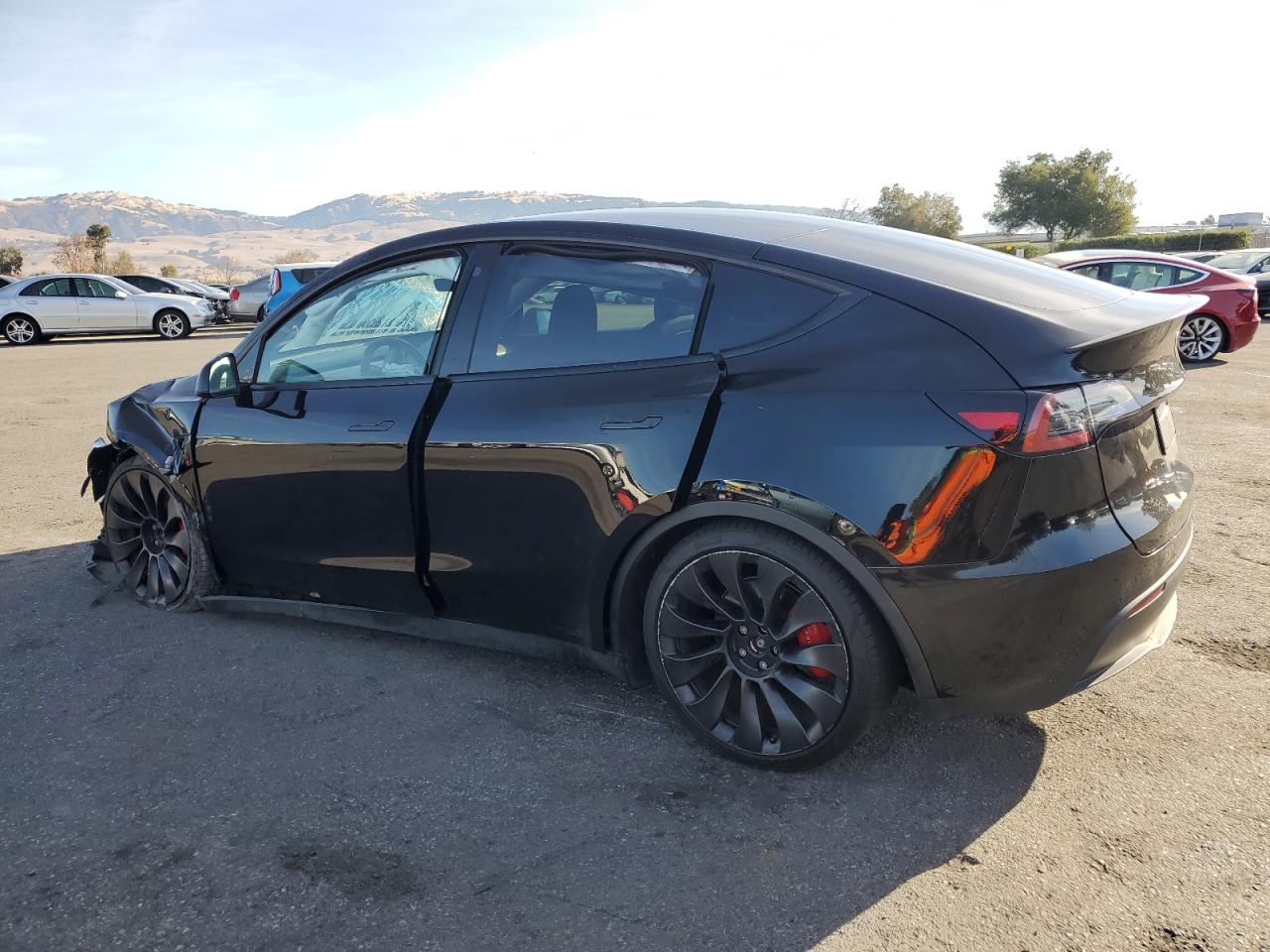 VIN 7SAYGDEFXNF390779 2022 TESLA MODEL Y no.2