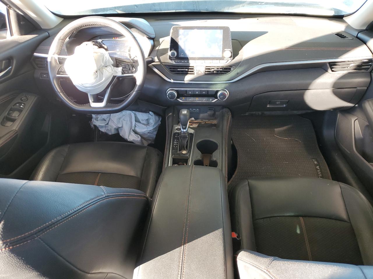 2020 Nissan Altima - Image 8