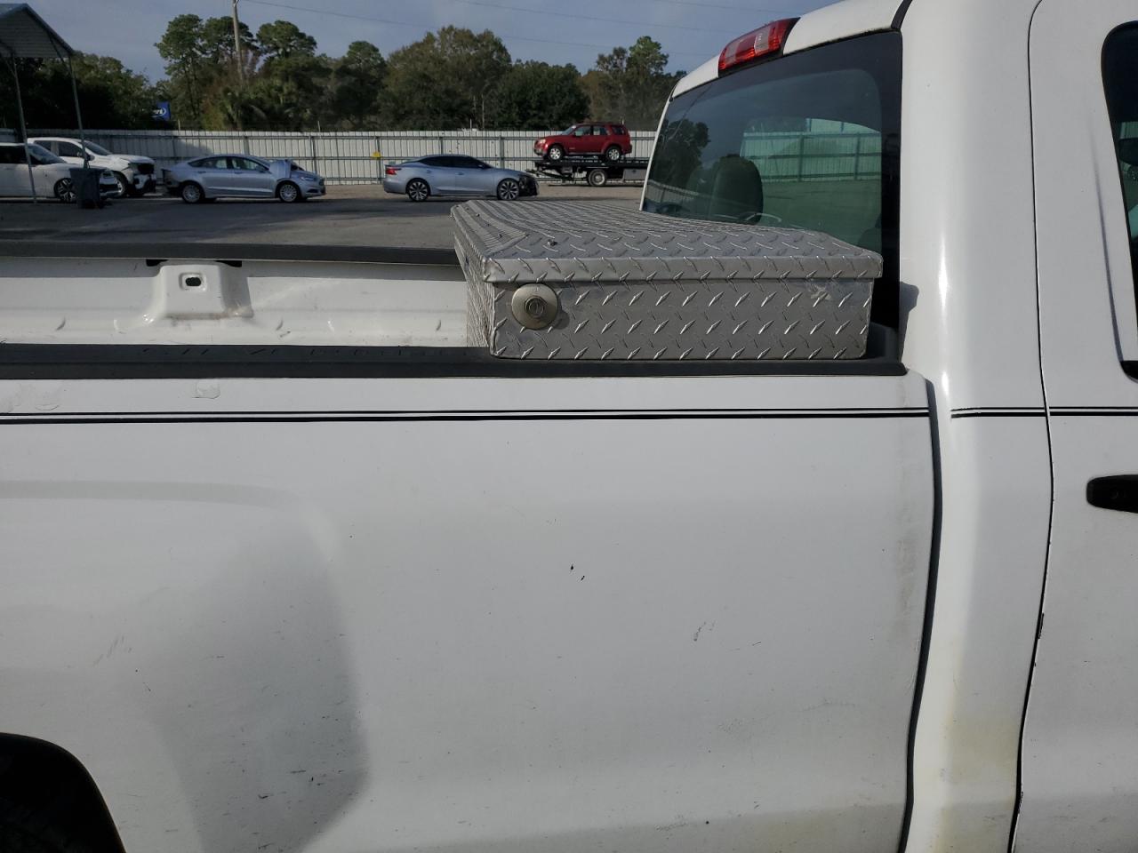 2014 Chevrolet Silverado - Image 10